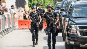 مسلسل: S.W.A.T. | الموسم: 4 | الحلقة: 4