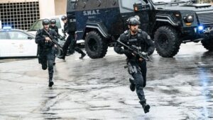 مسلسل: S.W.A.T. | الموسم: 2 | الحلقة: 20