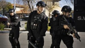 مسلسل: S.W.A.T. | الموسم: 6 | الحلقة: 14